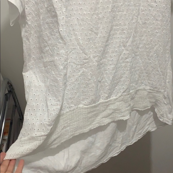 🌟 Plus Size White Shirt - Picture 3 of 4